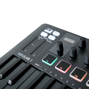 Arturia Minilab Mk3 25 Slim-Key Controller, Deep Black